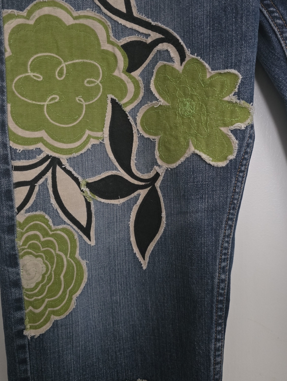 Upcycled Vintage Levi's 505 Patchwork Jeans, Size 38 - Picture 7 of 7
